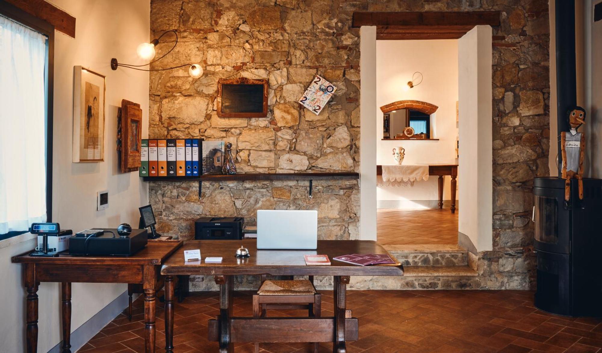 Agriturismo San Sano Gaiole in Chianti Exterior photo